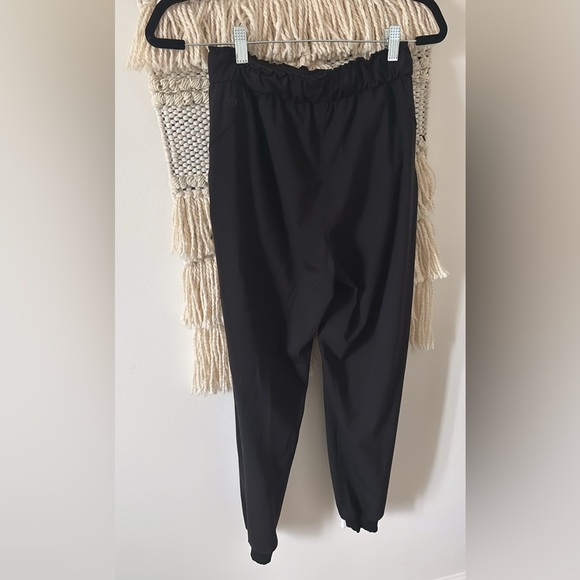LULULEMON Stretch Black Pull On Jogger Pants Womens Size 4 - Picture 4 of 6